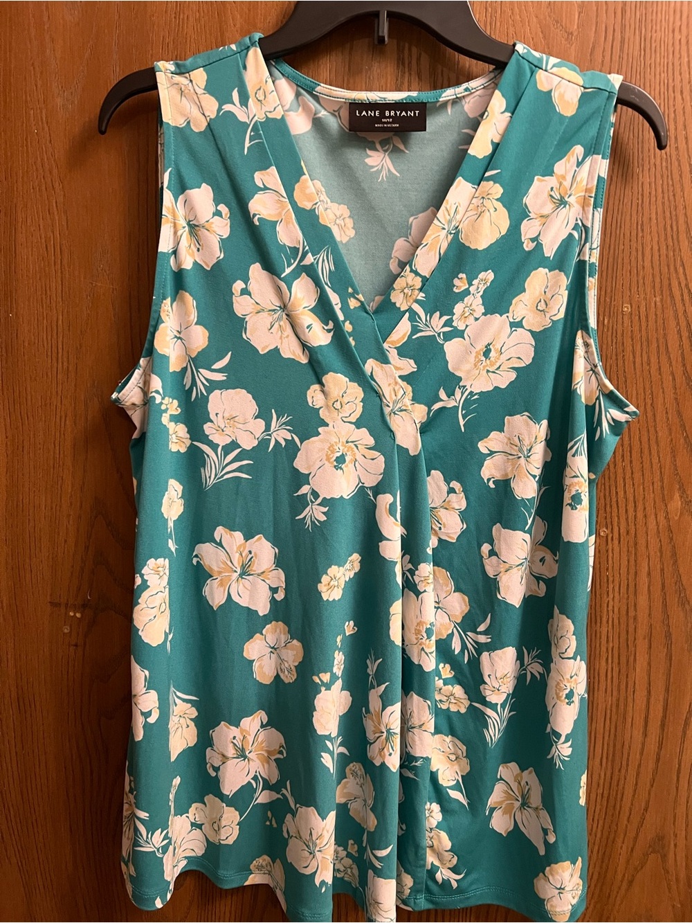 Lane Bryant Teal Floral Sleeveless V-Neck Blouse